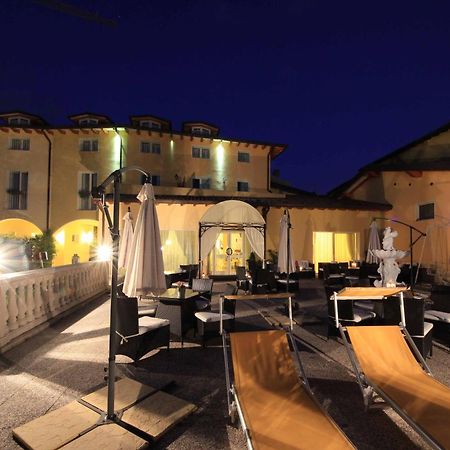 Borgo Dei Poeti Romantik Hotel Manerba del Garda Dış mekan fotoğraf