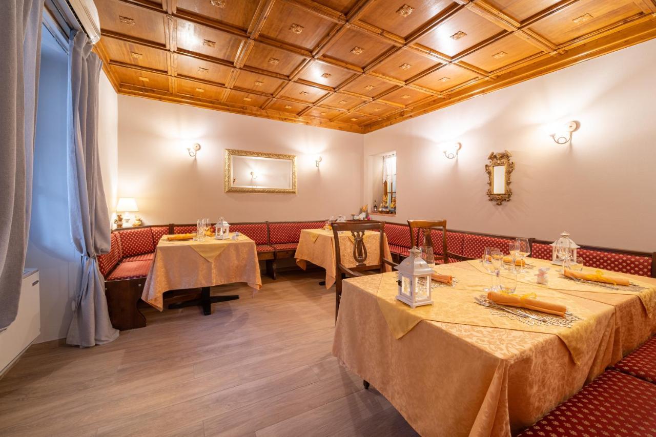 Borgo Dei Poeti Romantik Hotel Manerba del Garda Dış mekan fotoğraf
