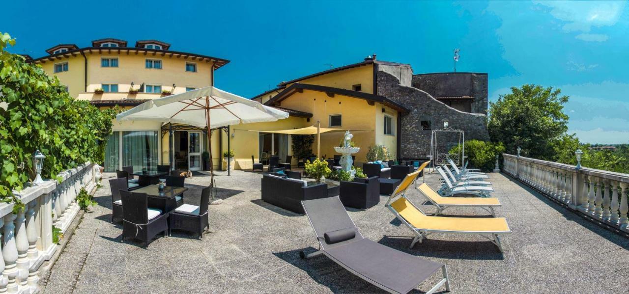 Borgo Dei Poeti Romantik Hotel Manerba del Garda Dış mekan fotoğraf